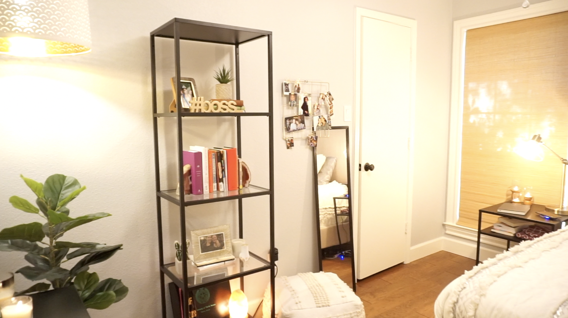 My Minimalistic Boho Room Tour: Bookshelf and Ottoman